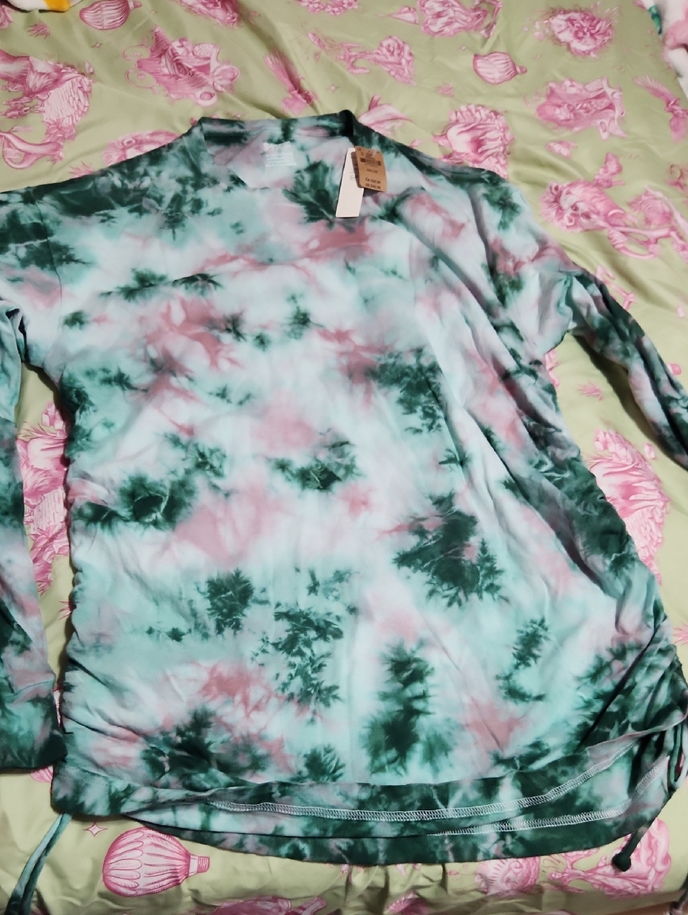 PINK Victoria's Secret Pastel Tie-Dye Long Sleeve Top in Pink & Green